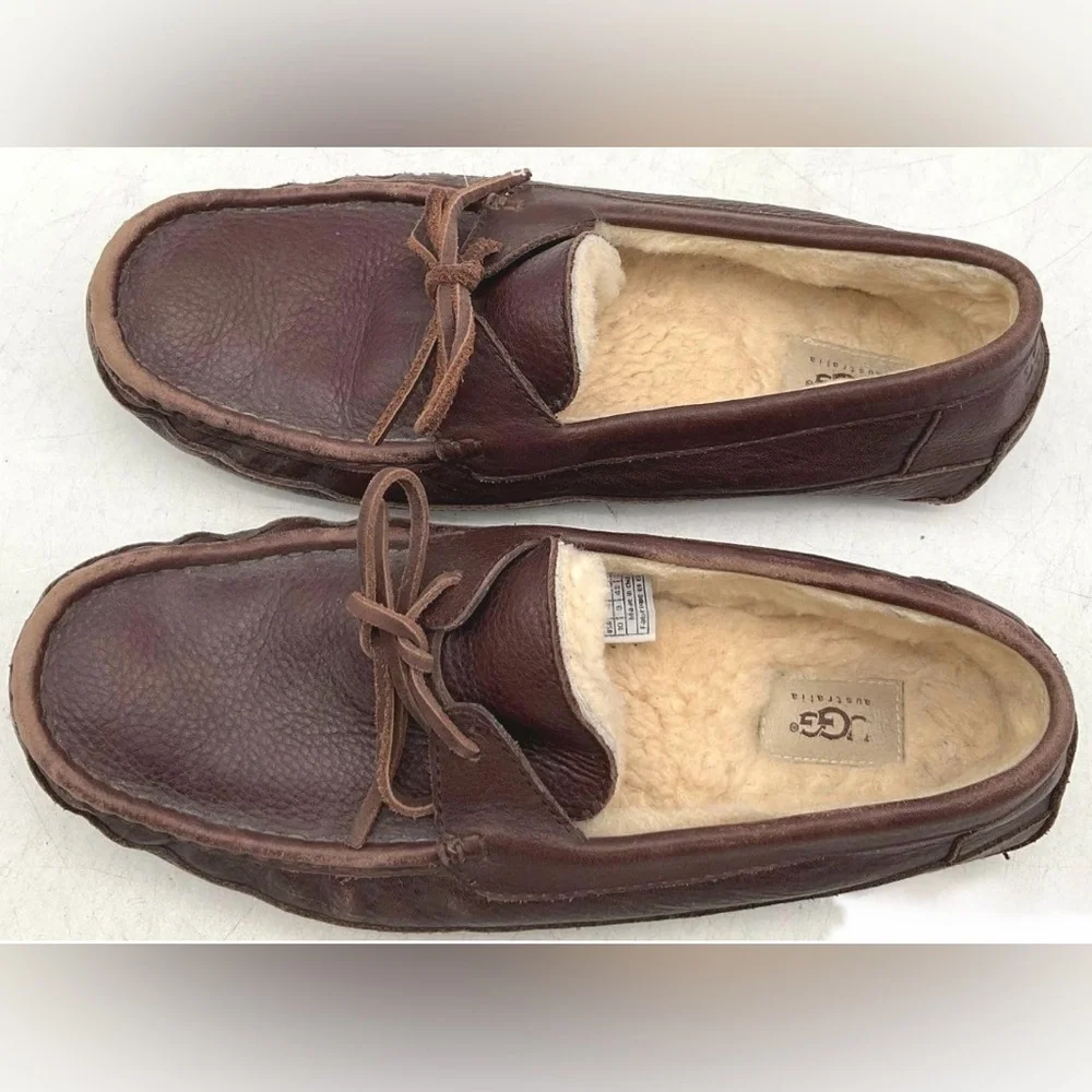🐻 UGG Ascot Leather Slippers Men’s Size 10 – Chestnut Brown